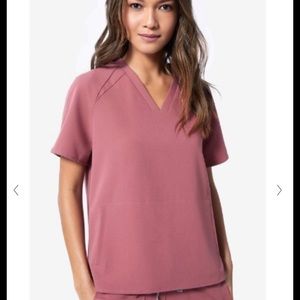 Figs mauve kumba scrub top